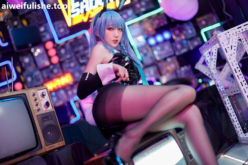 周叽是可爱兔兔-树城兔女郎[28p426M] 兔女郎-第5张