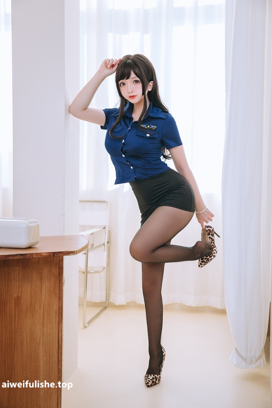 日奈娇-豹纹女警 [103P-1.32GB] OL制服-第7张