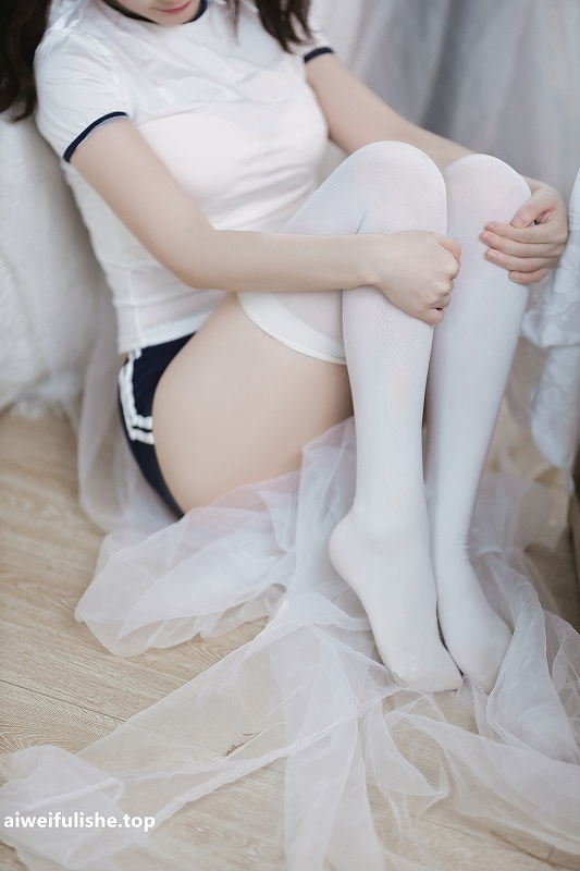 是三不是世w-束缚 [37P-527MB] 体操服-第2张