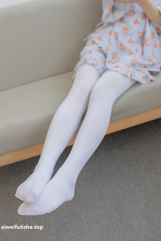 森萝财团-内部VIP写真06 小香 80D白丝[104p1v3.39G] 清纯可爱-第9张