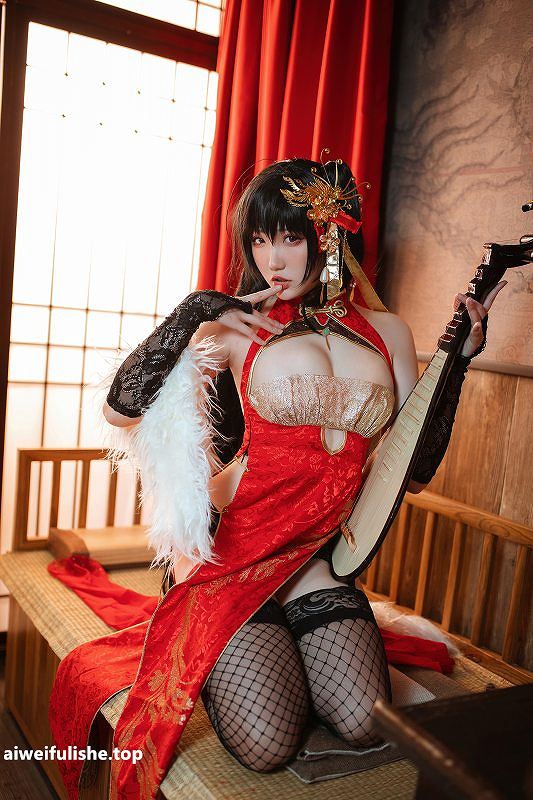 瓜希酱-大凤旗袍 [22P-138MB] 巨乳-第2张