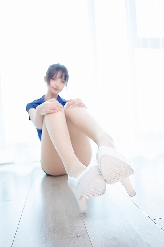神楽坂真冬-21年09月微博订阅 [80P-182MB] 丝袜写真-第4张