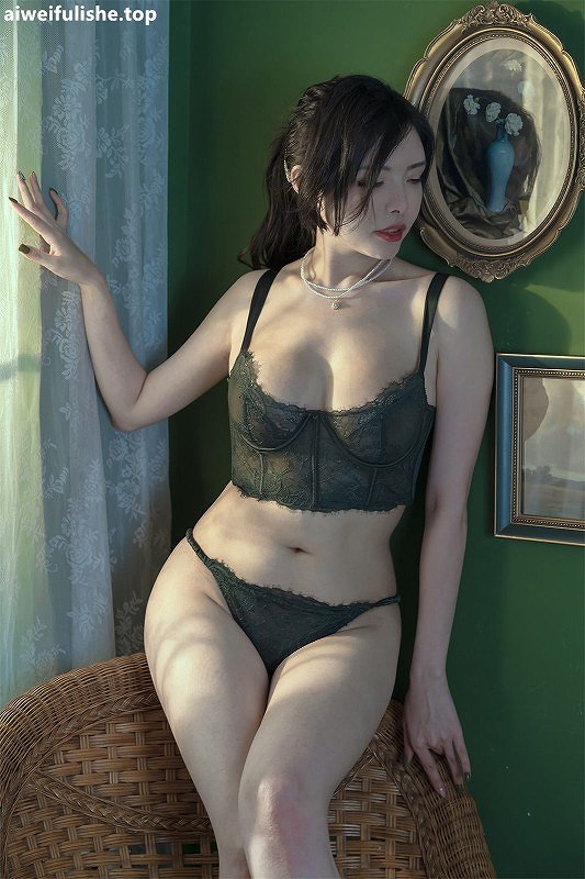 秋和柯基-绿墙[30P-7MB] 内衣-第6张