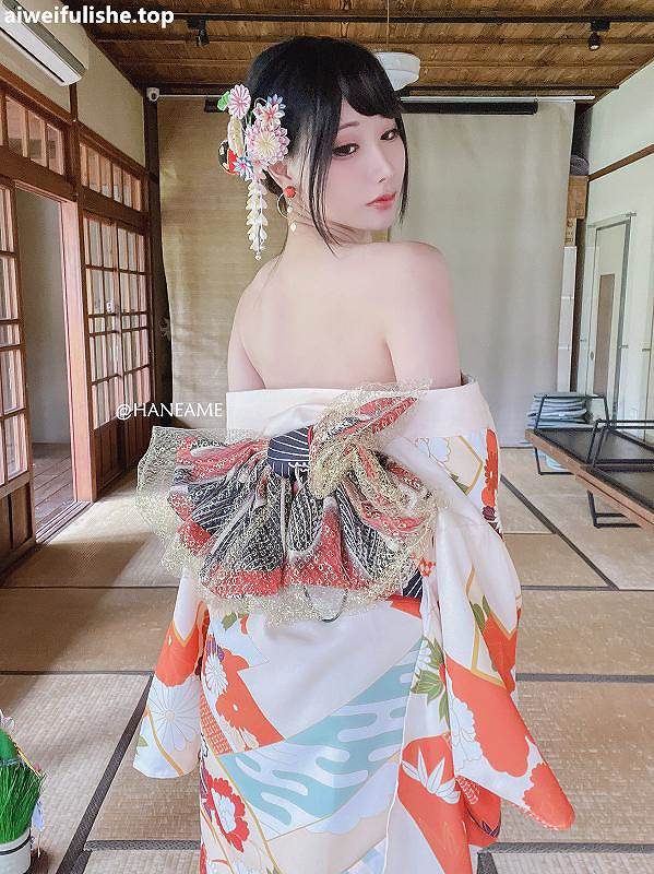 雨波_HaneAme-Flower Print Kimono Girl[46P-223MB] 丰满-第7张