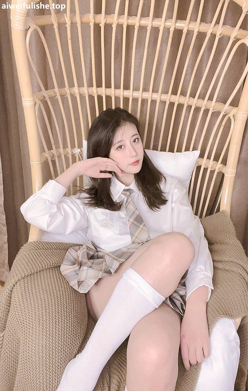 奈汐酱nice-34号自拍本 JK小裙子 [53P-133MB] JK制服-第1张