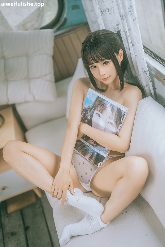 蠢沫沫-大巴车 [130P-1.28GB] 内衣-第5张