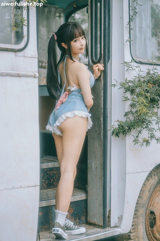 蠢沫沫-大巴车 [130P-1.28GB] 内衣-第8张