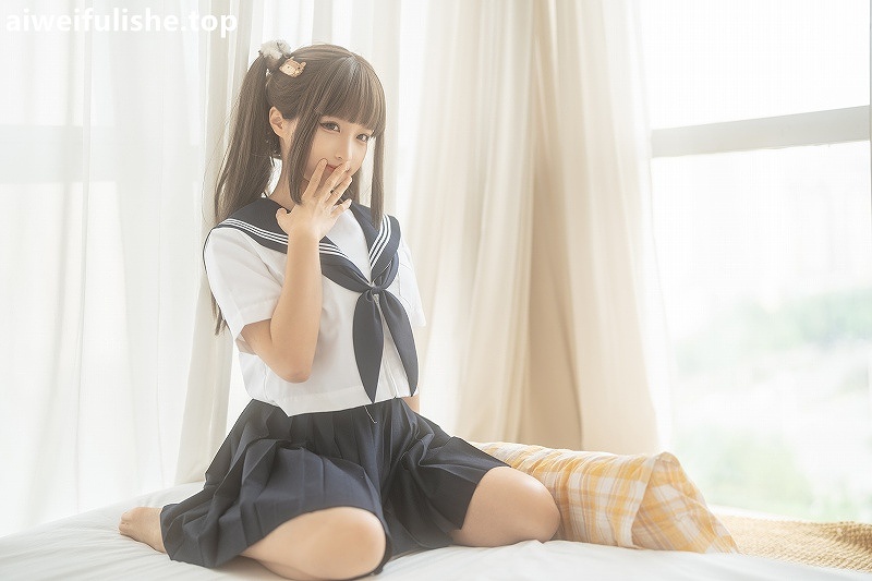 蠢沫沫-被窝JK [15P1V-400MB] JK制服-第1张