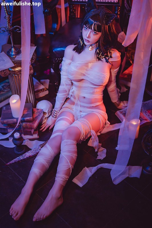雯妹不讲道理-4月舰长《木乃伊》[36P-514MB] cosplay美女-第2张