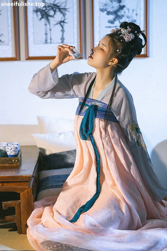 鹿八岁 - X铁手叫兽 汉服 [58P1V-2.93GB] cosplay美女-第6张