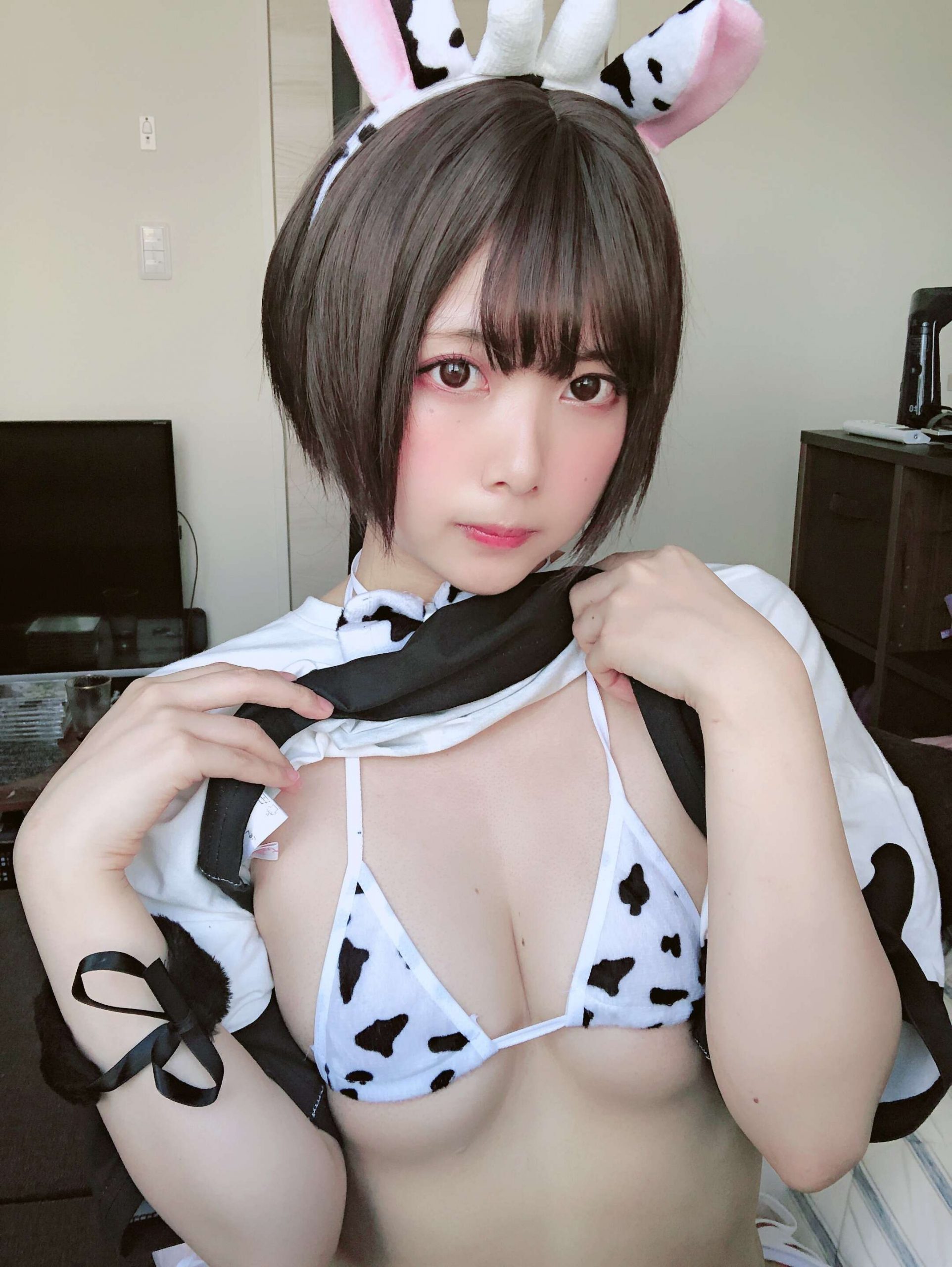 Tomiko (とみこ) -[Fantia] 下乳でとる牛? [43P1V-104MB] 日本美女-第2张