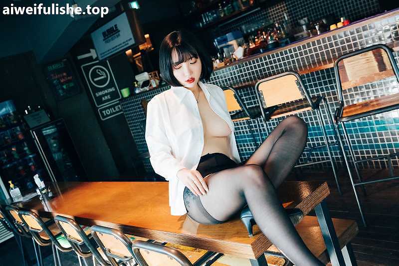 韩国美女孫樂樂-[Loozy] Tainted love bar - Normal [101P-2.45GB] 性感诱惑-第5张