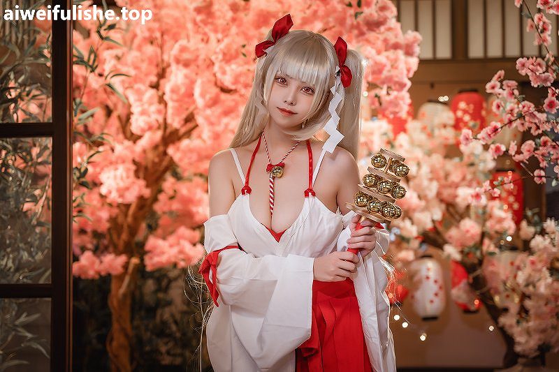 蜜汁猫裘-可畏巫女[50p4v2.28G] 巨乳-第5张