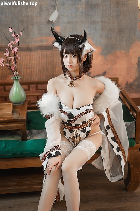 蜜汁猫裘-奶牛[50P-880MB] 性感诱惑-第3张