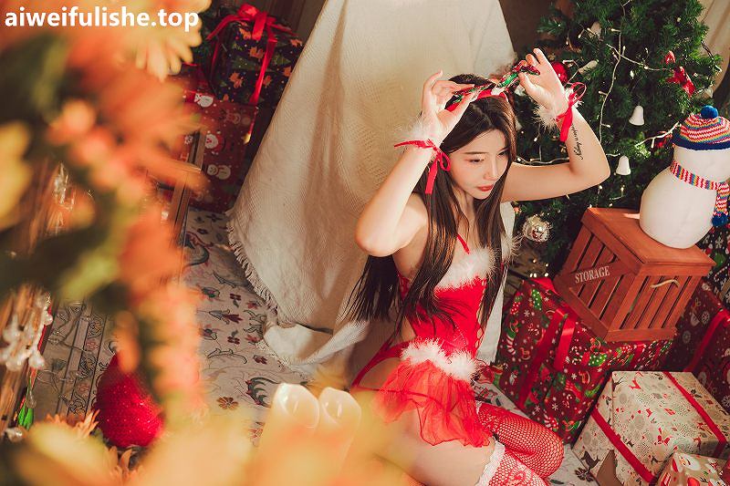 蜜蜜子Kimmie-圣诞 [42P2V-0.99GB] 圣诞特辑-第4张