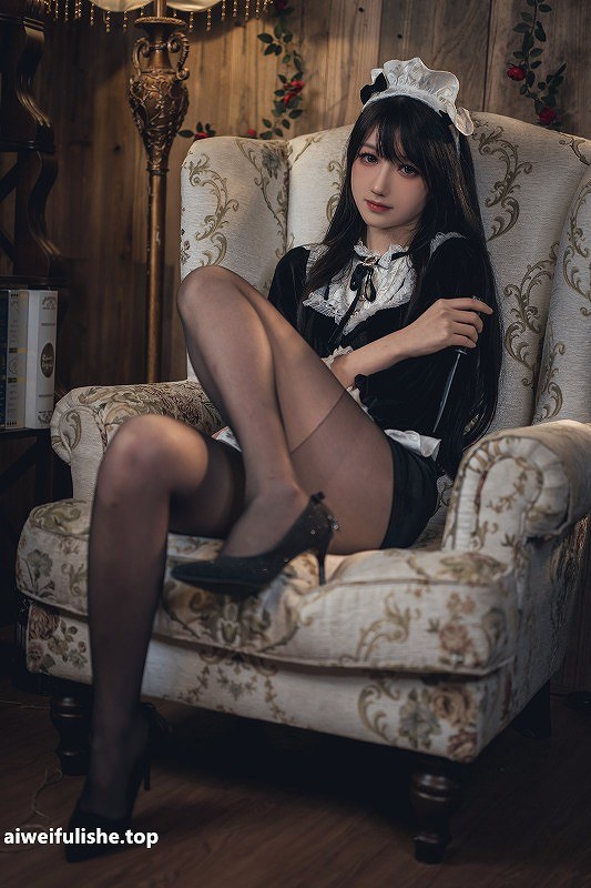 姬灵-5月舰长[16P-234MB] cosplay美女-第3张