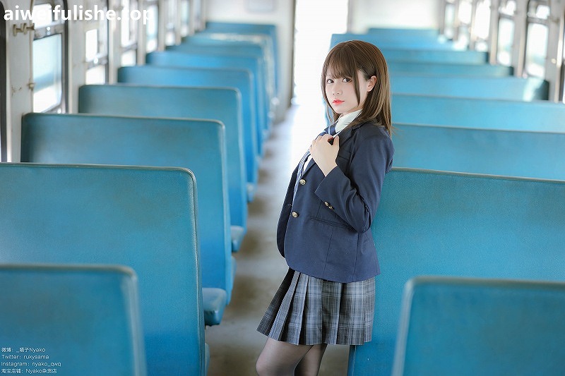 Nyako喵子-痴·女子校生2 火车jk [80P1V-883MB] JK制服-第8张