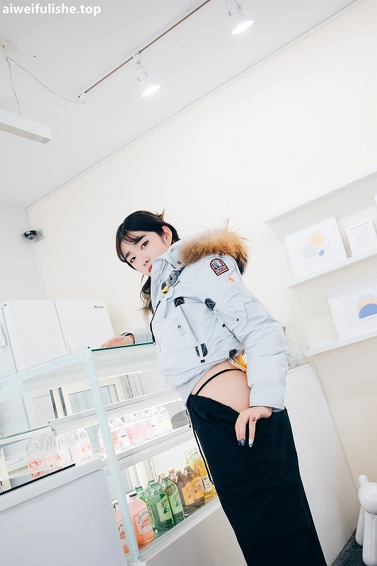 韩国美女Sonson [Loozy] Nude Apron[110p205M] 性感诱惑-第5张