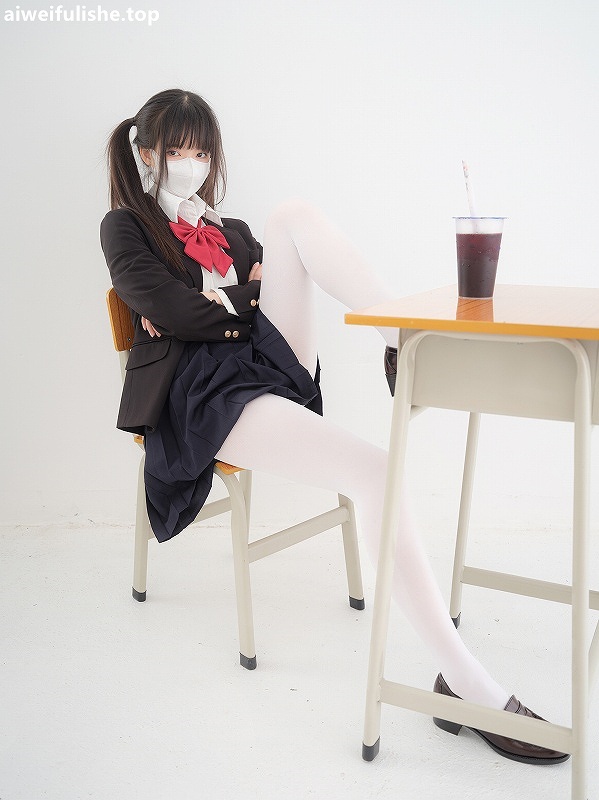 【紧急企划】EX-006 见希w 西式jk 白丝 [75P1V-4.04GB] JK制服-第3张