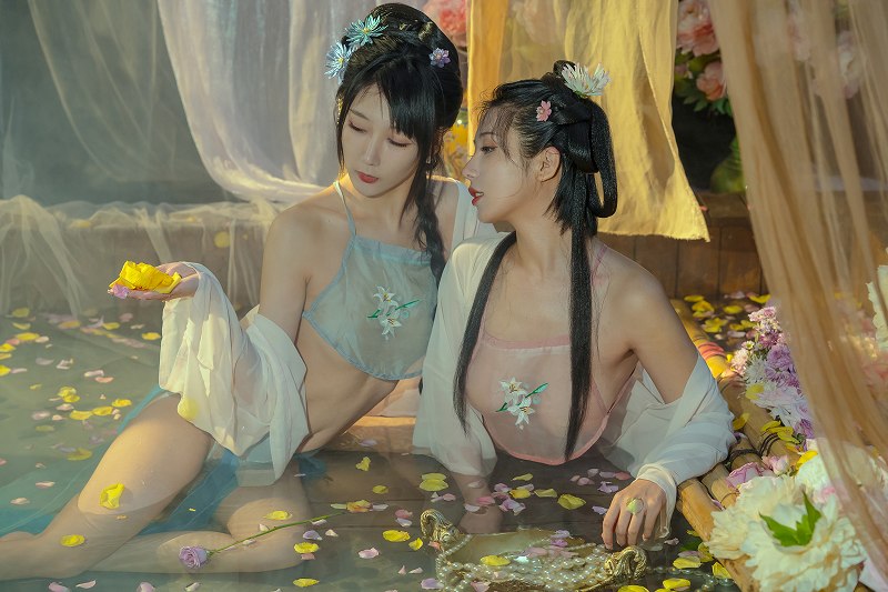云溪溪-奶桃 水池 [42P1V-1.38GB] 巨乳-第7张