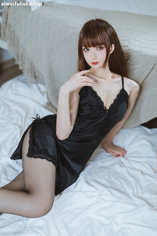 封疆疆v-黑丝睡衣 [32P-325MB] 站长精选-第6张