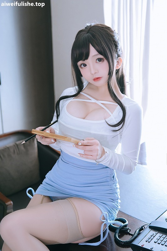 日奈娇-私人秘书[110p1.43G] 巨乳-第2张
