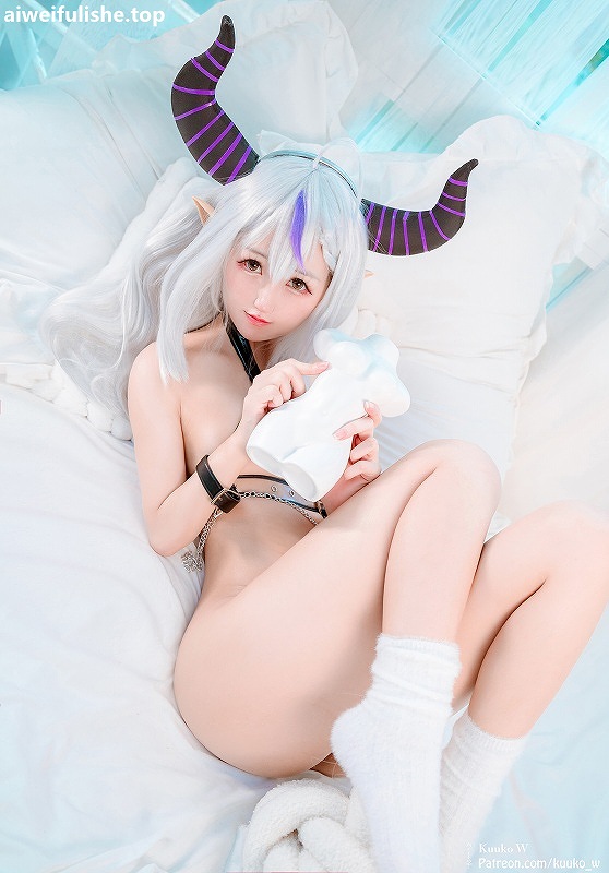 越南美女Kuuko W-Laplus Darkness [27P-59MB] cosplay美女-第5张