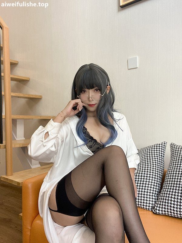 Money冷冷-衬衫裙 [84P2V-2.62GB] 丰满-第4张