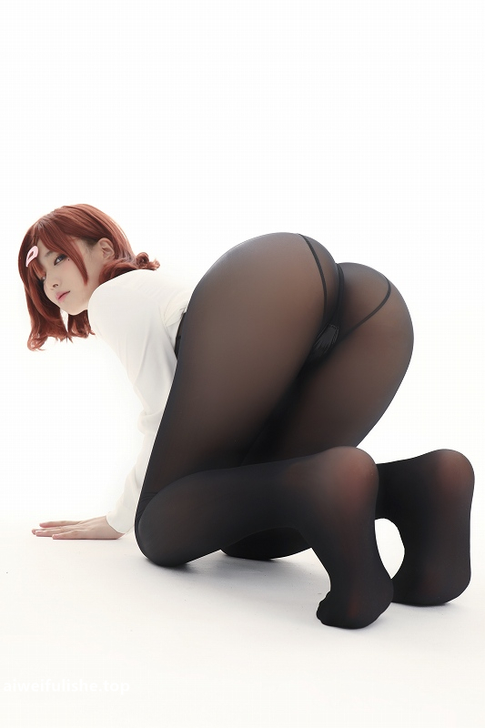 幼愛youmeko-樋口円香竞泳黑丝 [29P-59MB] 死库水-第1张