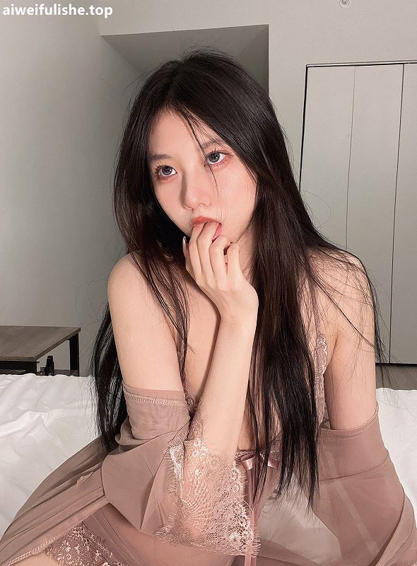 果咩酱w-入夜 [45P3V-392MB] 性感诱惑-第3张