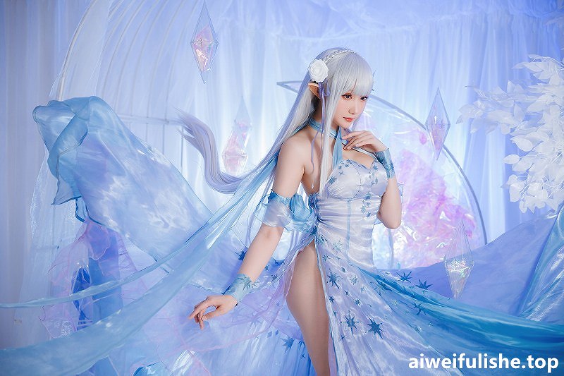 瓜希酱-爱蜜莉雅 水晶礼服 [28P-144MB] cosplay美女-第3张