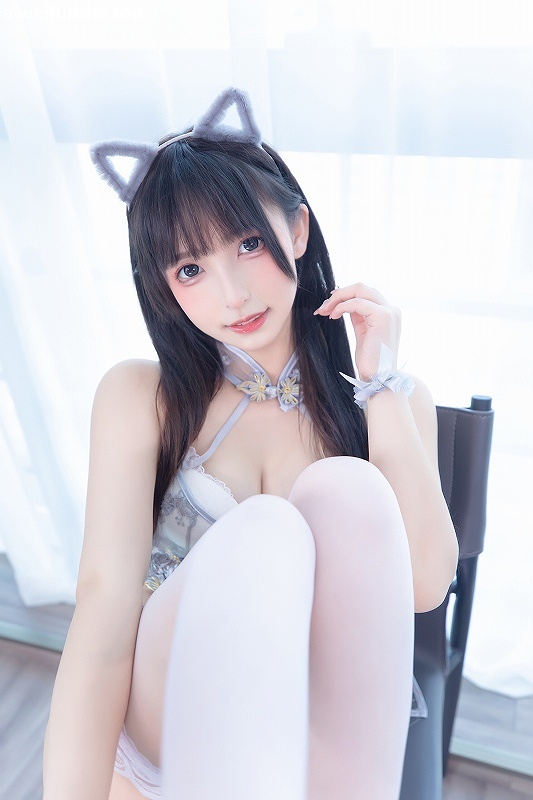 神楽坂真冬-羞涩喵喵 [75P-157MB] 白丝写真-第6张