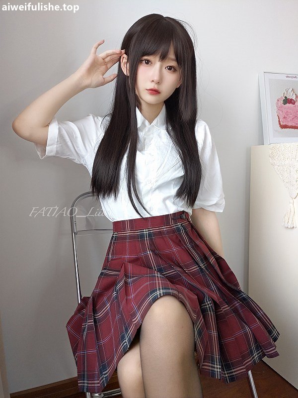 迷之呆梨-先輩の秘密[70P1V453MB] JK制服-第3张