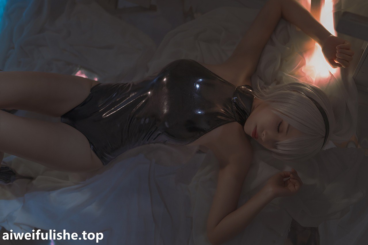 Neko-薇薇 泳衣 [35P-113MB] 性感诱惑-第2张