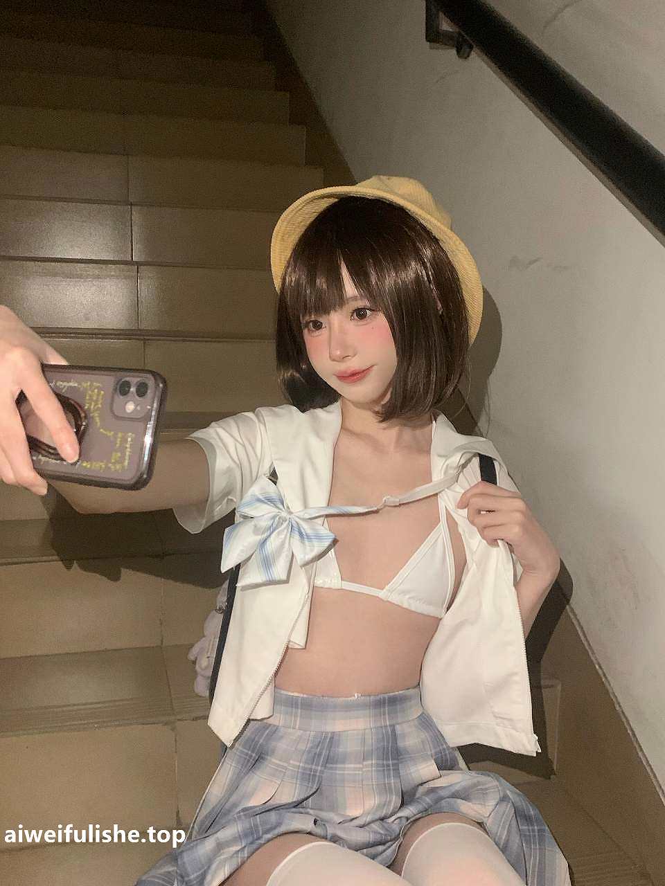 西园寺南歌-主人的任务1.0 [40P7V-234MB] JK制服-第1张