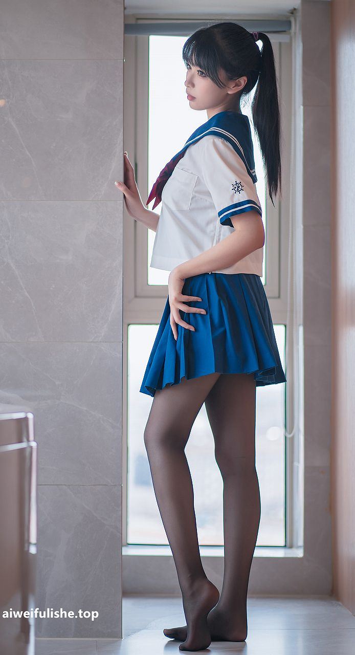 轩萧学姐-竞泳2 [88P3V-344MB] JK制服-第4张