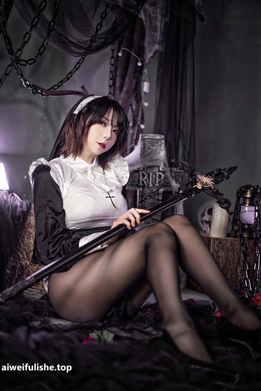 Leah梓未-万圣节修女 [30P-354MB] cosplay美女-第5张