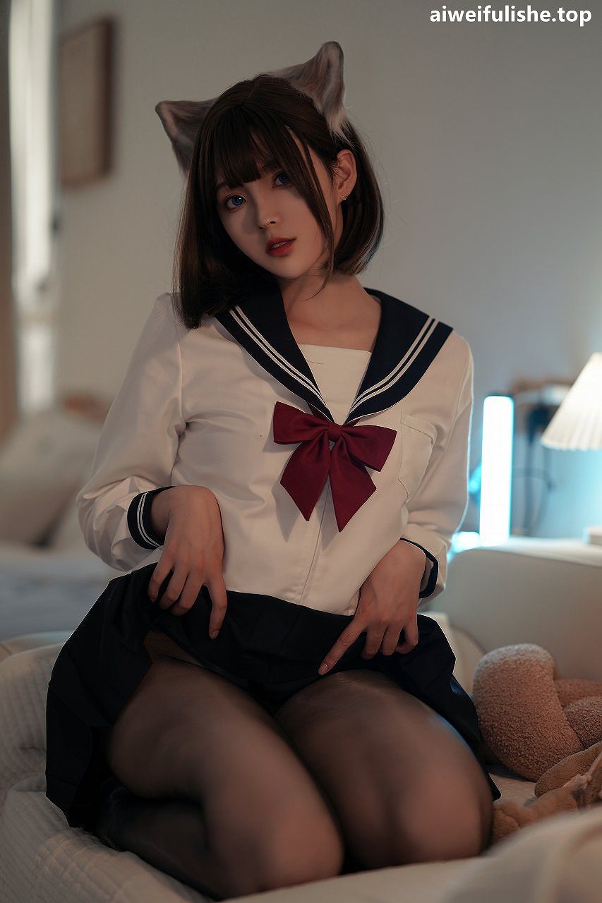 Natsuko夏夏子-大尾巴猫 [50P-391MB] JK制服-第4张