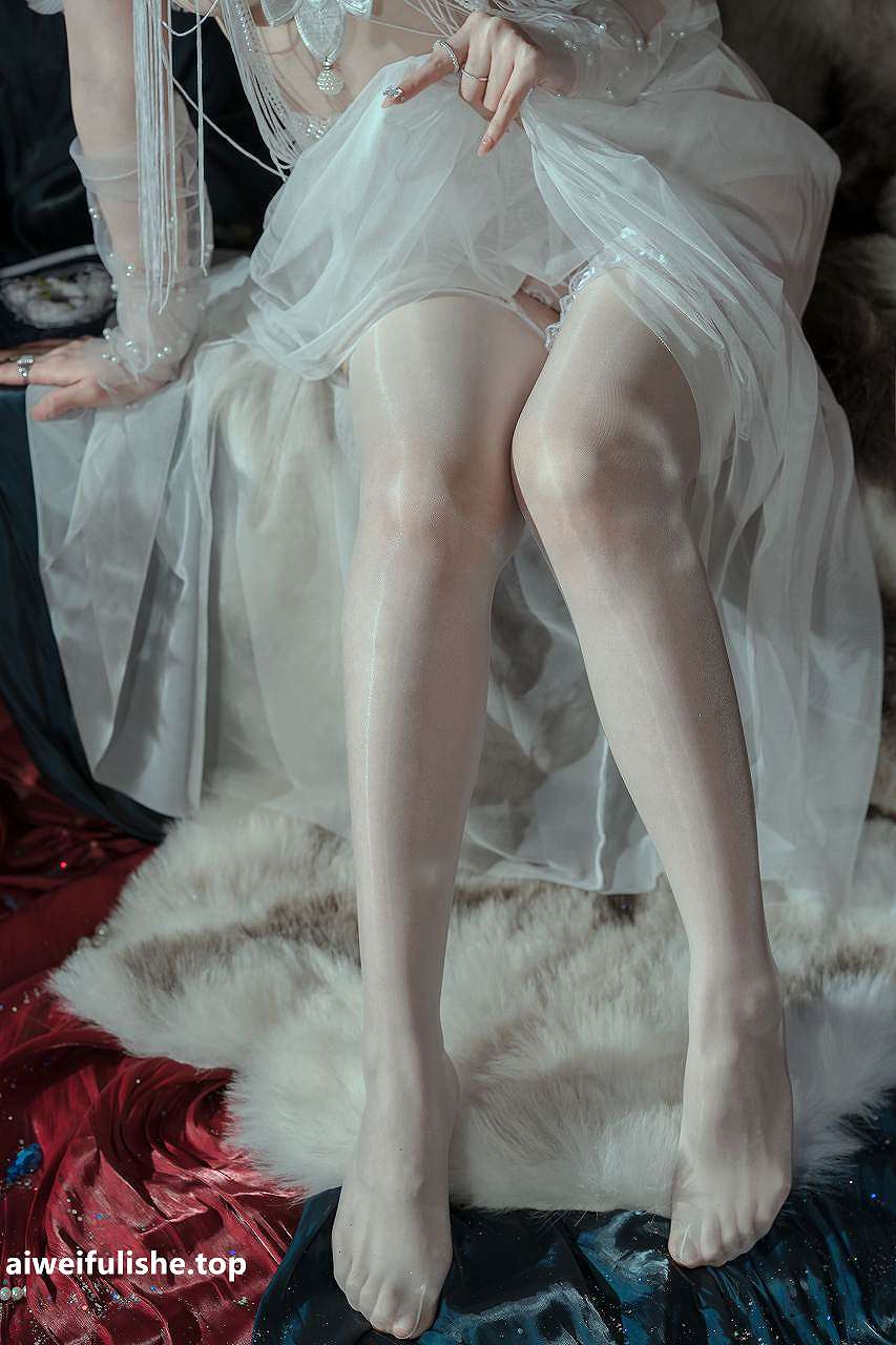 云溪溪-奶桃 N44天使 [50P-382MB] cosplay美女-第2张