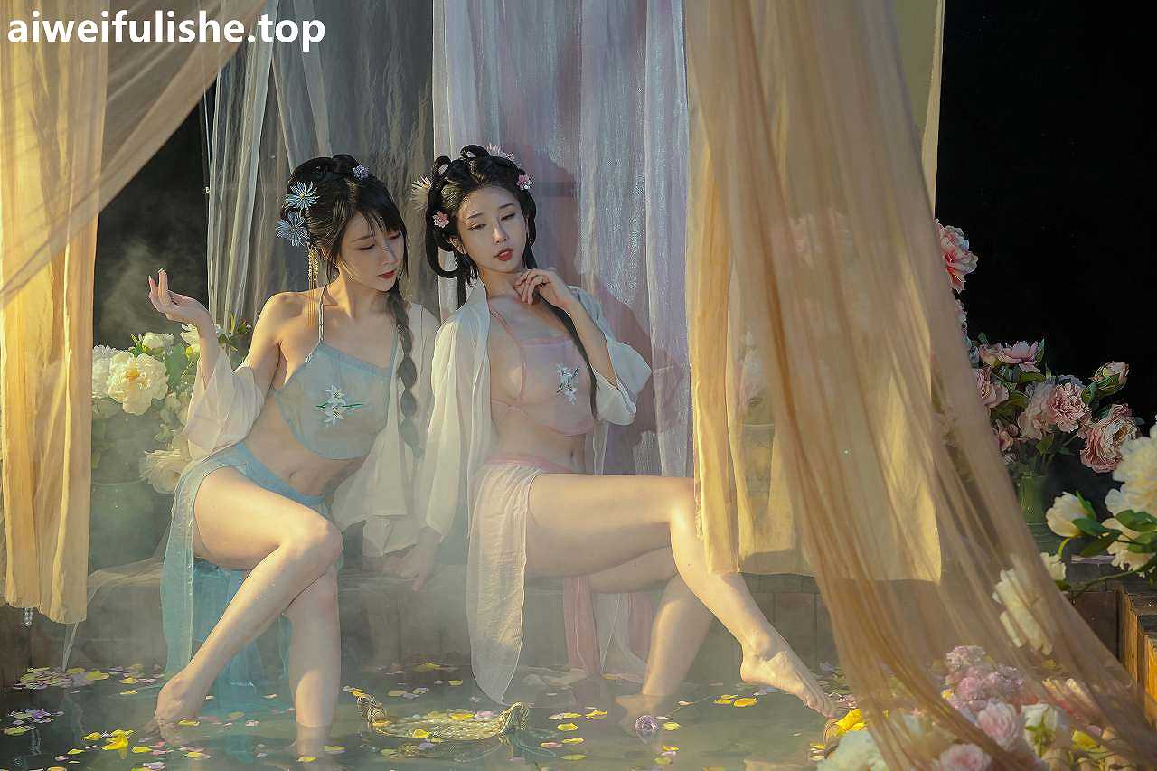 云溪溪-奶桃 N51水池 [42P1V-734MB] 丰满-第2张