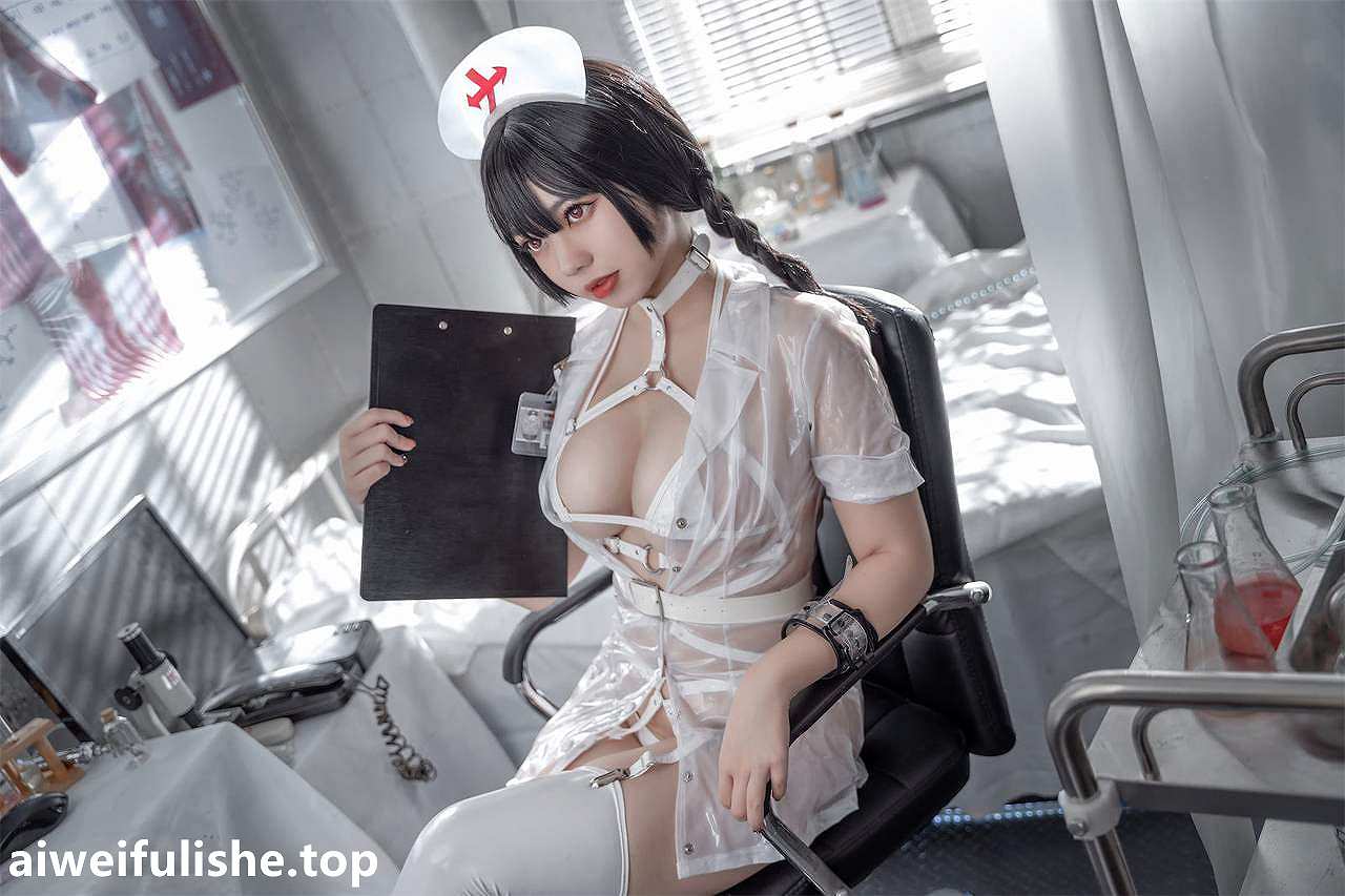 啊日日_Ganlory-未来白色护士 [52P-193MB] 丰满-第3张