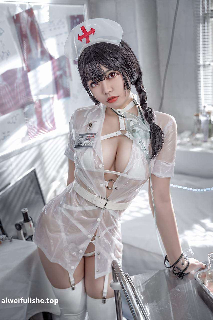 啊日日_Ganlory-未来白色护士 [52P-193MB] 丰满-第4张