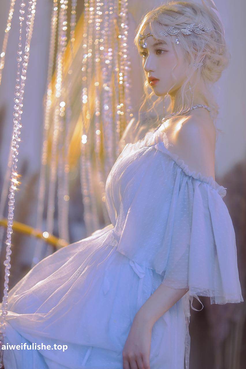 怡子yiii-冰公主 [19P-302MB] cosplay美女-第2张