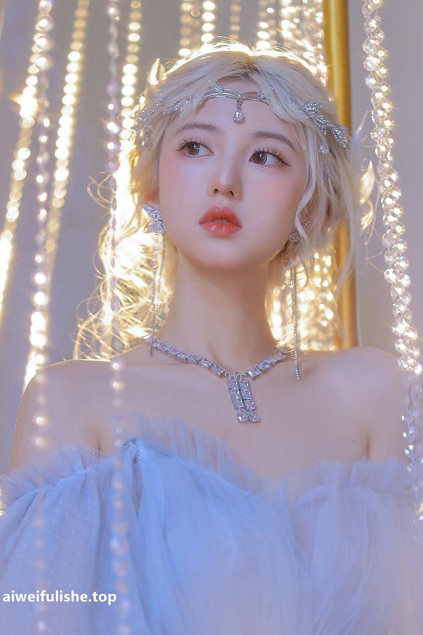 怡子yiii-冰公主 [19P-302MB] cosplay美女-第6张