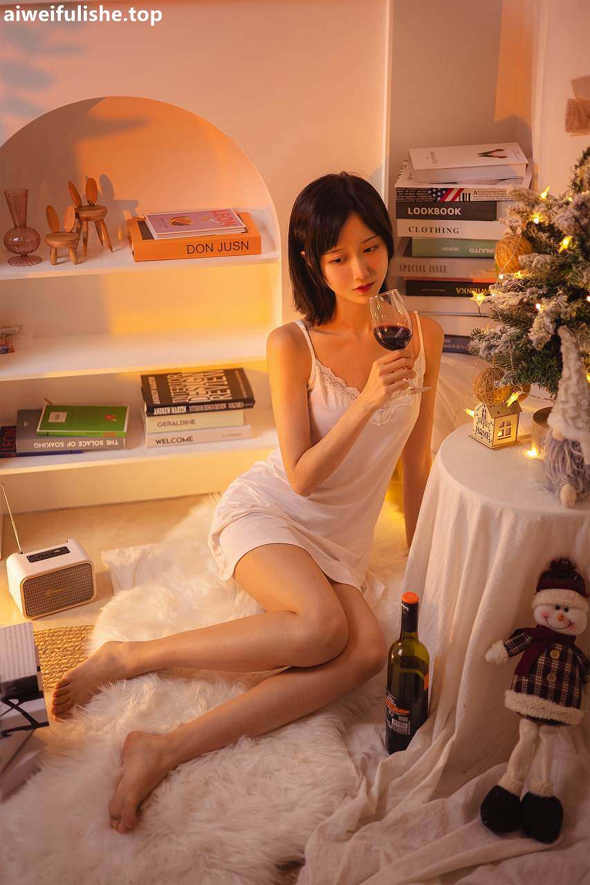 木绵绵OwO-红酒好喝 [28P-207MB] 清纯可爱-第2张