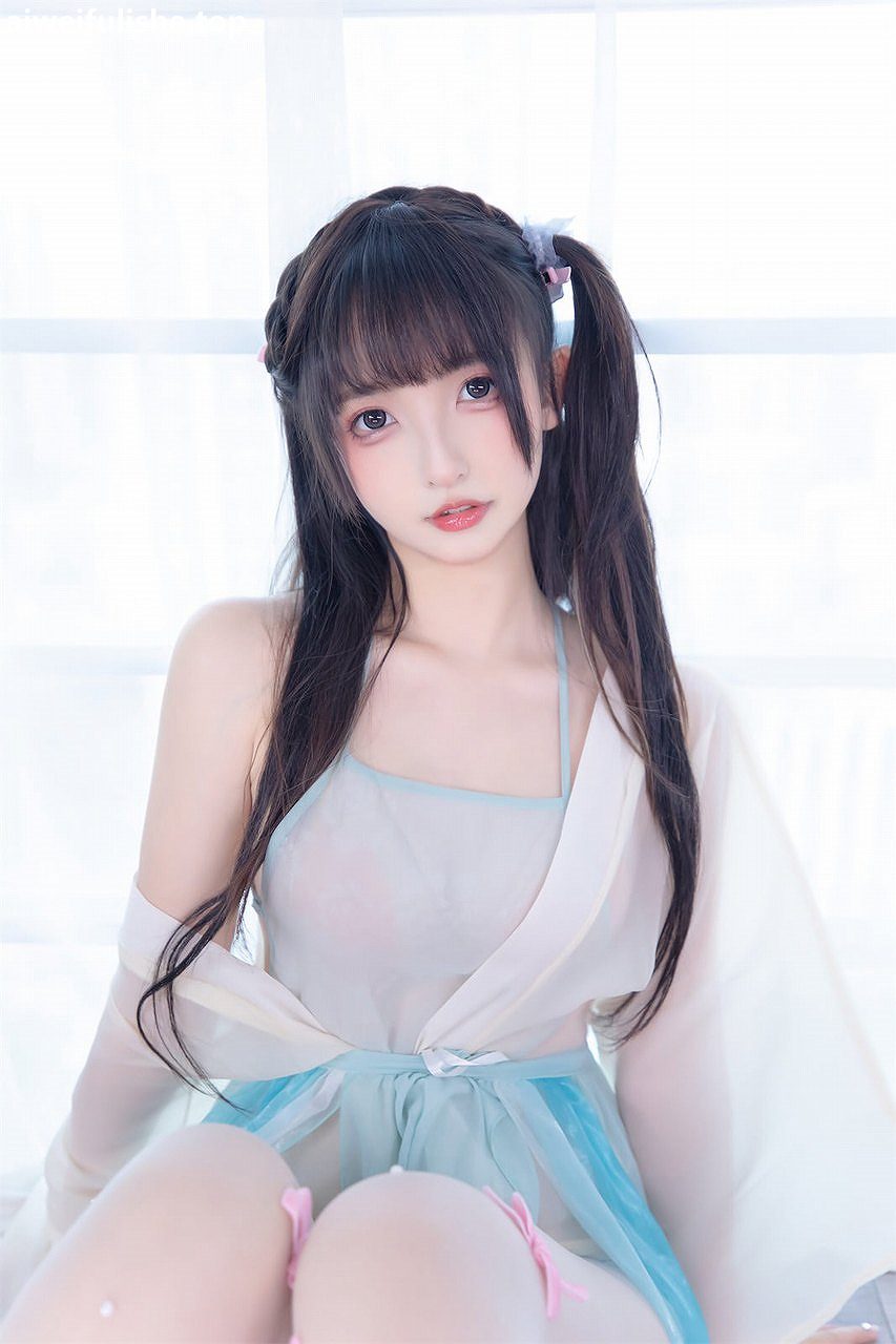 神楽坂真冬-醉梦星河 [75p290M] 白丝写真-第3张