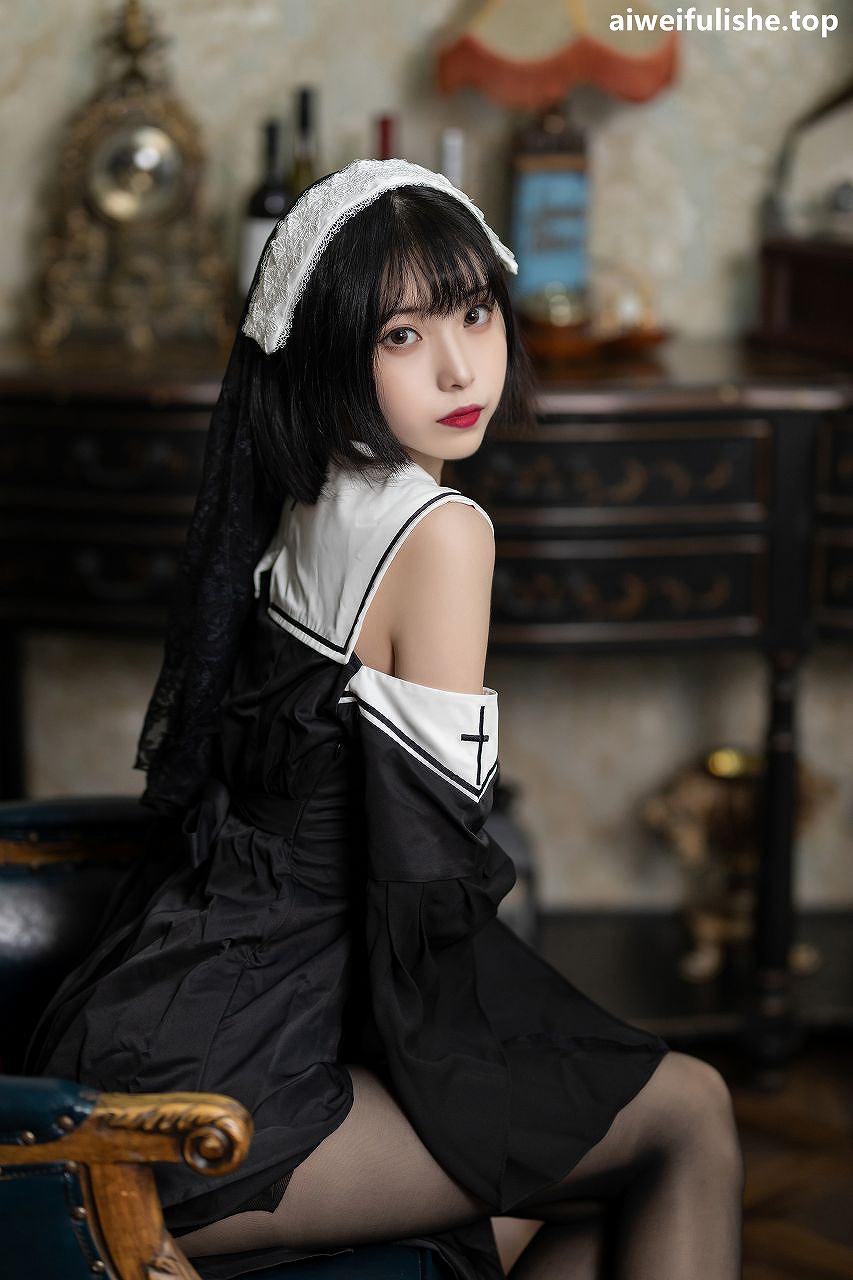 许岚LAN-暗黑修女 [40P-640MB] 修女装-第2张