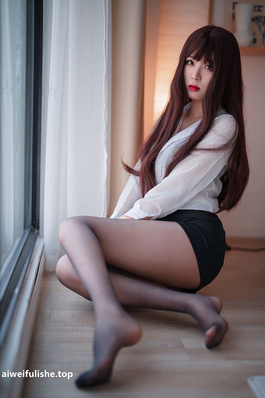 轩萧学姐-八月定制ol [36P-55MB] OL制服-第3张