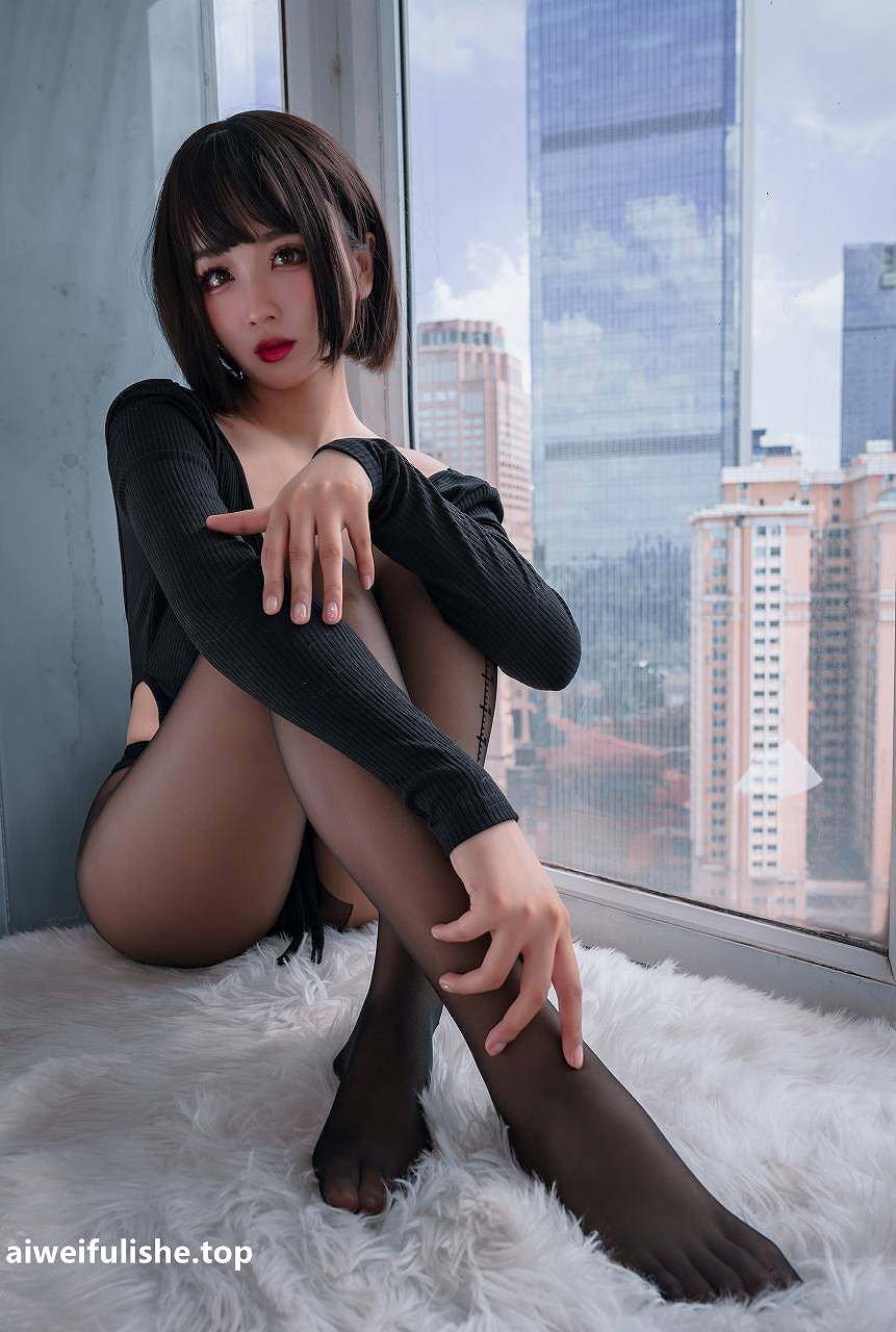 轩萧学姐-量个腰围 [32P-49MB] 性感诱惑-第3张