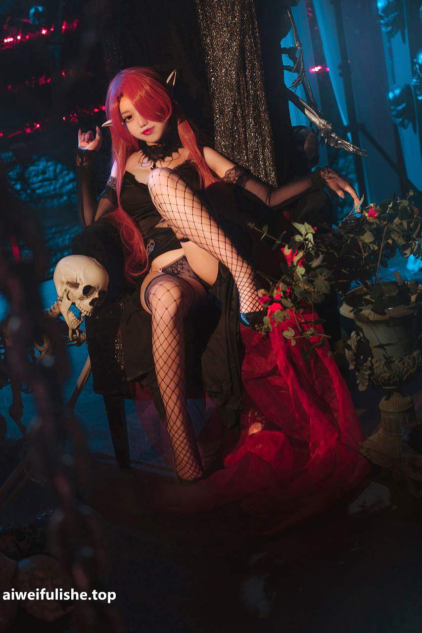 eloise软软-碧蓝.伯爵 [60P-657MB] cosplay美女-第2张